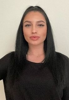 Colasurdo Larissa.jpg